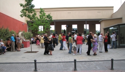 Ball d'estiu a la Plaça del Peix